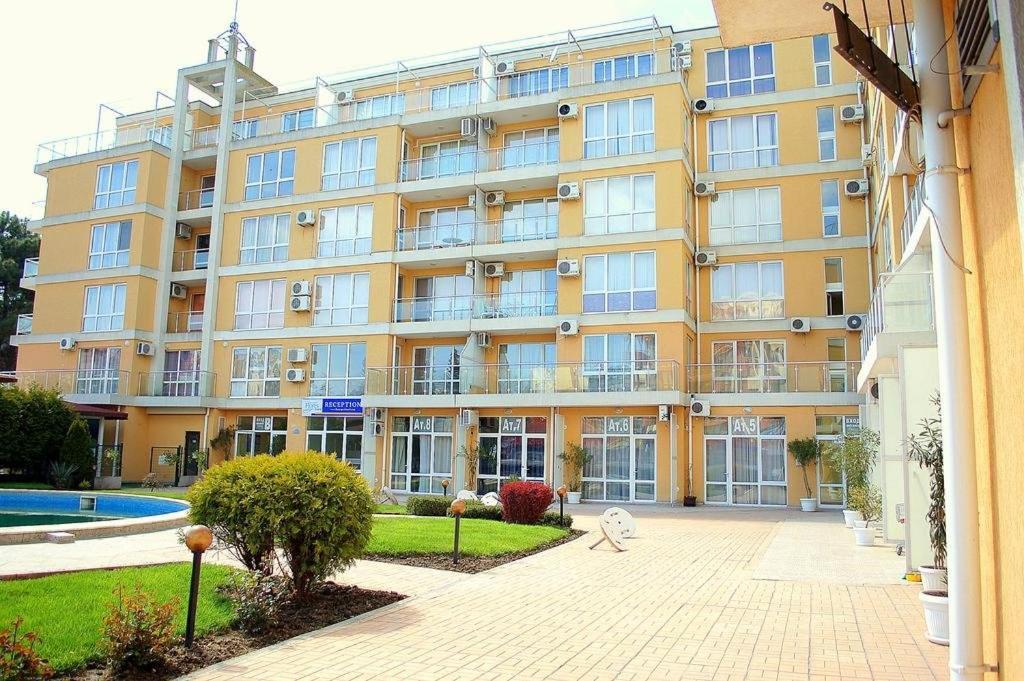 Flores Park Sluneční pobřeží Exteriér fotografie
